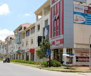 Bán nhà phố thương mại Mỹ Hoàng ngay mặt tiền Nguyễn Văn Linh, giá 20 tỷ