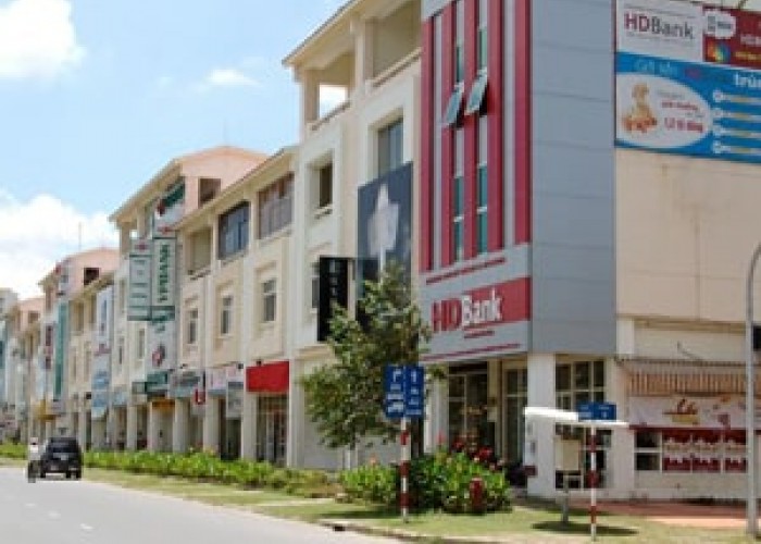 Bán nhà phố thương mại Mỹ Hoàng ngay mặt tiền Nguyễn Văn Linh, giá 35 tỷ