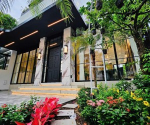 Cần bán biệt thự Mỹ Giang 1B Phú Mỹ Hưng – Góc đẹp, sân vườn, thang máy